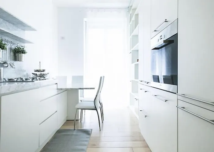 Charming Home Near Duomo